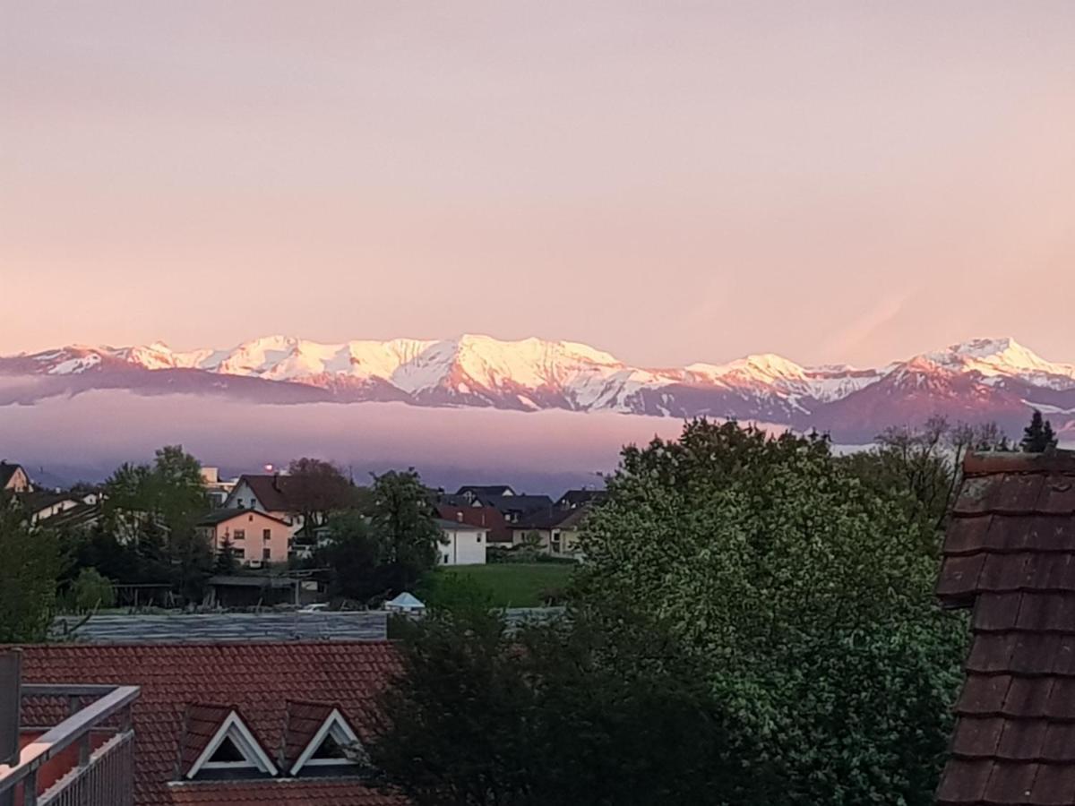 Sonniges Dach-Ferienzimmer Lindau  Esterno foto
