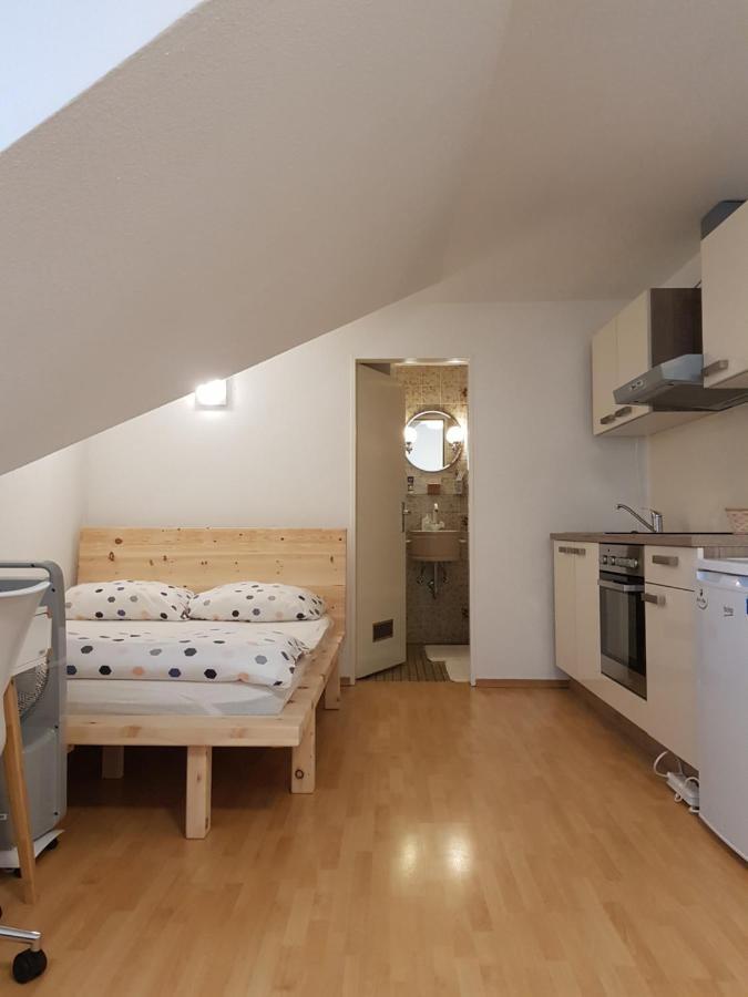 Sonniges Dach-Ferienzimmer Lindau  Esterno foto